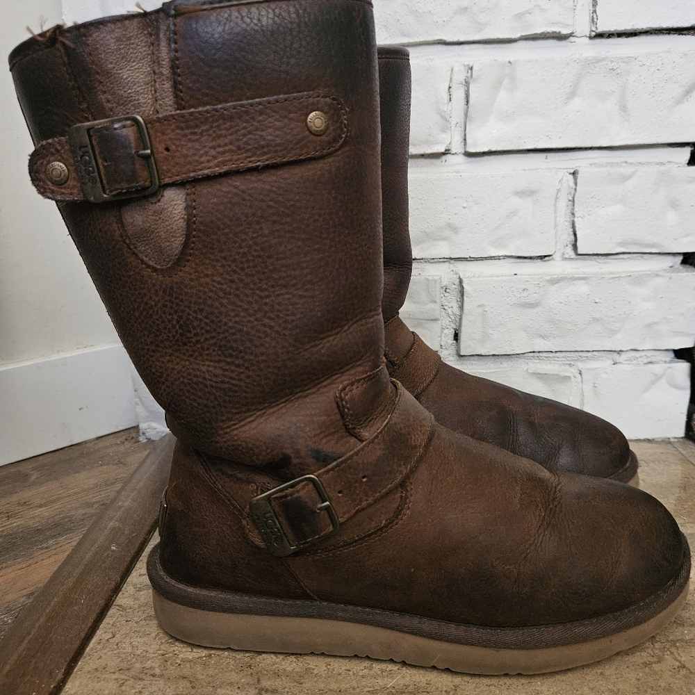 Ugg Kensington Brown Leather Moto Boots Sheepskin Lining Mid Calf Buckle Detail